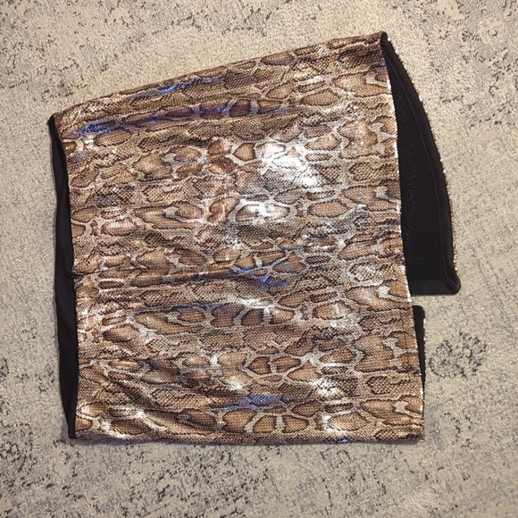 Sequin, Metallic, Snake Skin Skirt - Picture 2 of 4